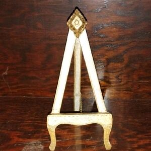 Vintage Italian Florentine Style Table Top Easel Gold Gilt White Wood 10"x5"